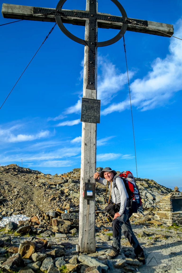 Auf dem Traumpfad von München nach Venedig - Tag 9 - Glungezerhütte zur Lizumerhütte 3 Alex am Glungezergipfel