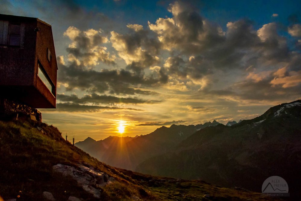 Sonnenaufgang Olpererhütte - München Venedig Tag12