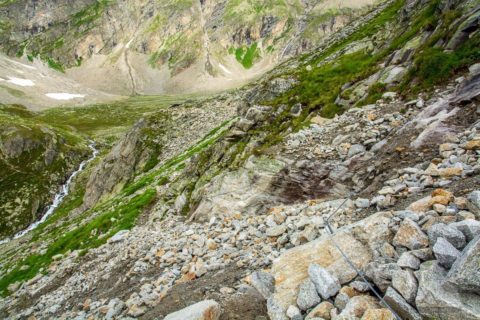 Stahlseile sichern den Abstieg - München Venedig Tag 12