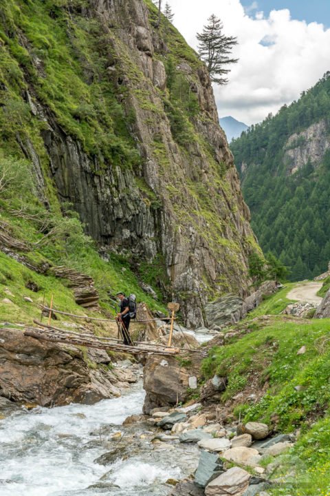 Auf dem Traumpfad von München nach Venedig - Tag 13 - von Stein in Südtirol nach Pfunders 58 Ganz schön wackelige Brücke