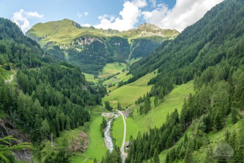 Auf dem Traumpfad von München nach Venedig - Tag 13 - von Stein in Südtirol nach Pfunders 59 Wunderschönes Panorama im Pustertal