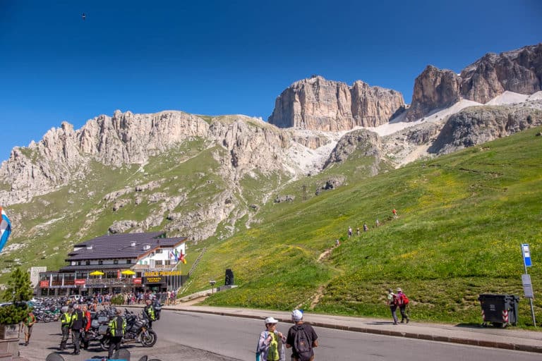 Alpenüberquerung - von München nach Venedig – Tag 18 – vom Piz Boe ins Tal - Hotel Roy 48 Alpenüberquerung - von München nach Venedig – Tag 18 – vom Piz Boe ins Tal - Hotel Roy 46